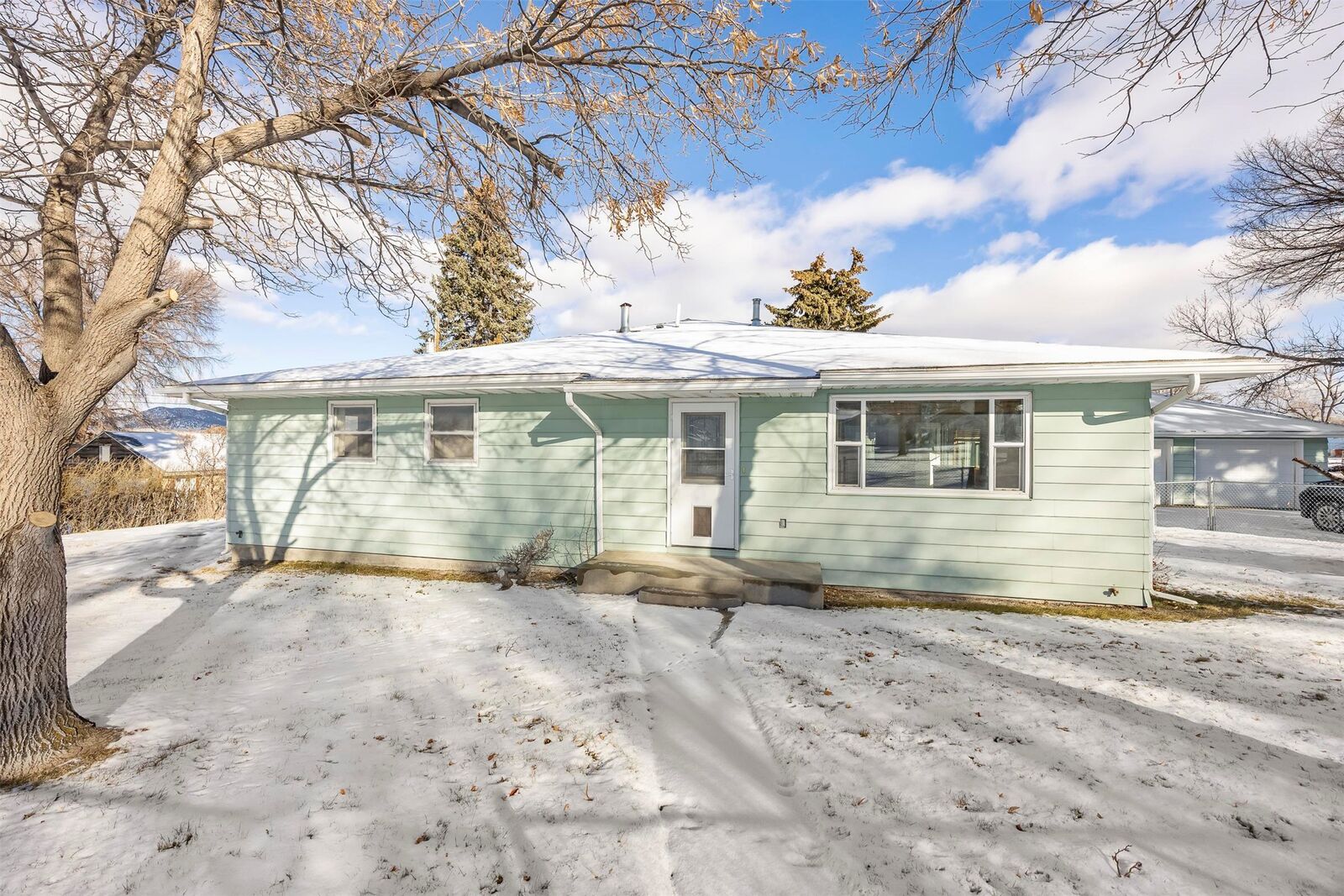 Property Photo:  2210/2214 Country Club Avenue  MT 59602 