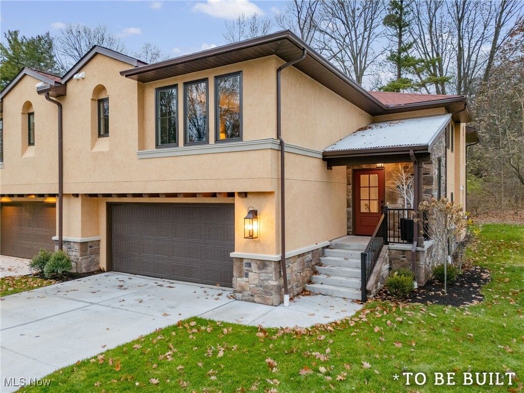Property Photo:  844 Easthill Street SE  OH 44720 