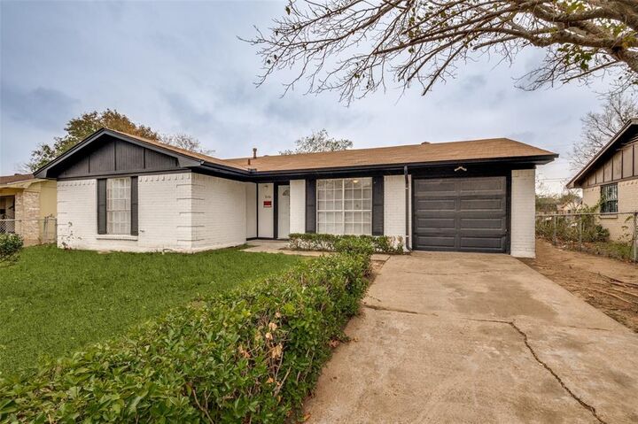 3474 Pacesetter Drive  Dallas TX 75241 photo