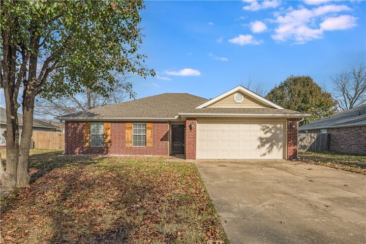 804 Tyler Street  Centerton AR 72719 photo