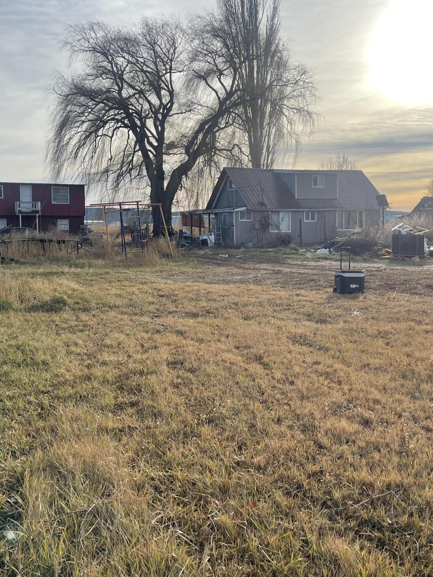 Property Photo:  3364 Johns Avenue  OR 97603 