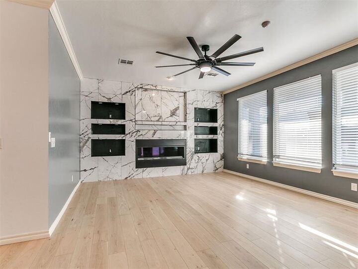 Property Photo: 9016 NW 84th Terrace OK 73099