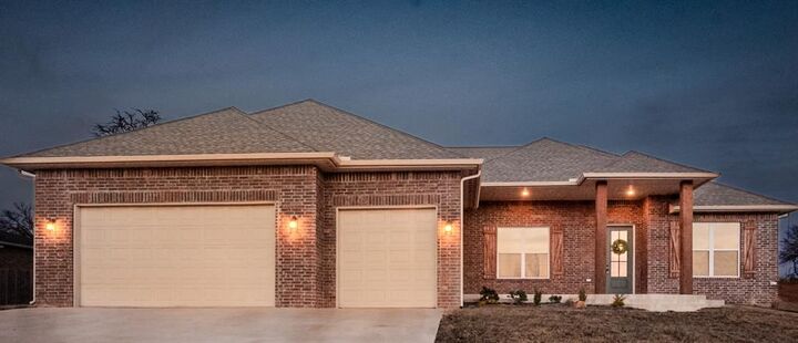 Photo de la propriété:  11370 Blue Heron Creek  OK 73044 