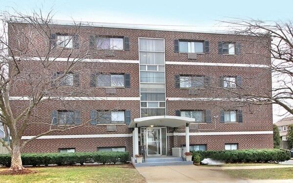 18 Glencoe Street 42  Boston MA 02135 photo