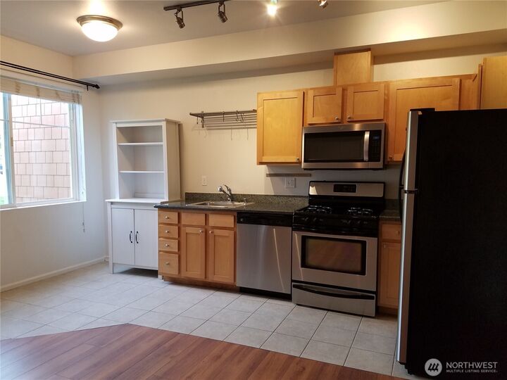 Property Photo: 564 225th Lane NE A102 WA 98074