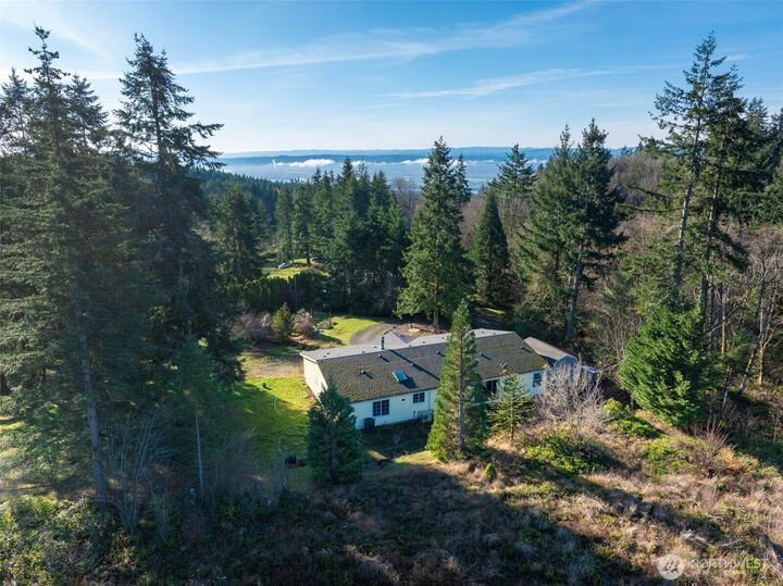 Property Photo:  210  Corcoran  WA 98625 
