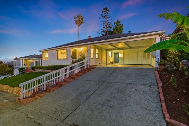 Property Photo: 217 West 40th Avenue CA 94403