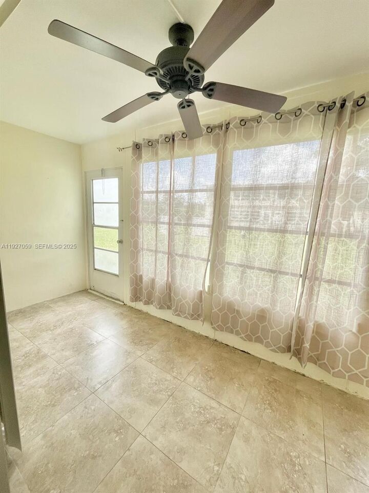 Property Photo: 7605 NW 5th Ct 102 FL 33063