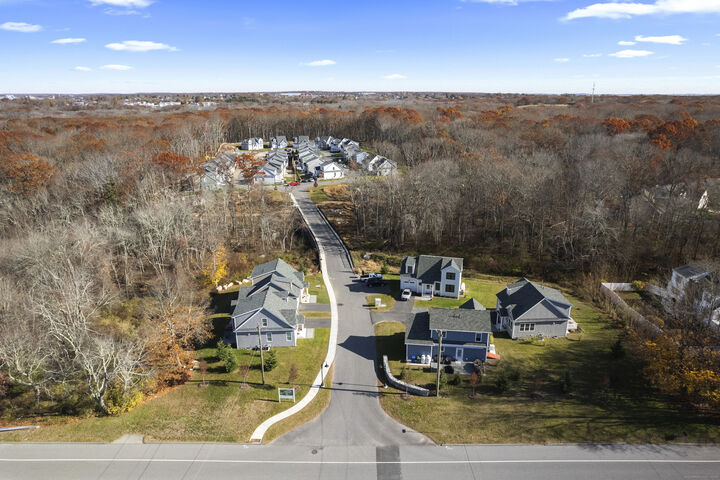 Property Photo: 11 Ivy Hill Road 11 CT 06385