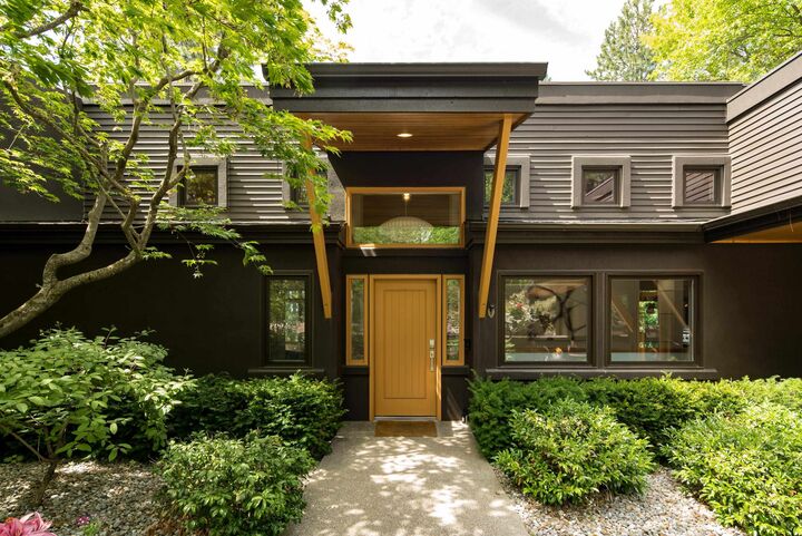 Property Photo: 6414 S Helena St WA 99223