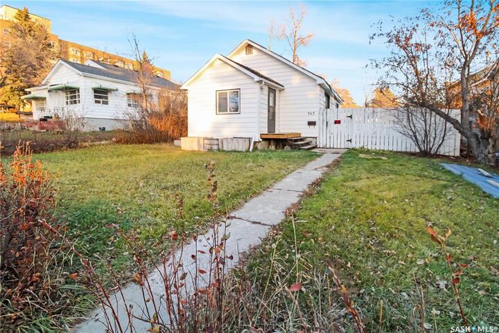 365 3rd Avenue NE — photo 1