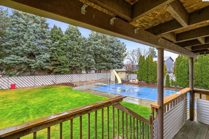 Property Photo:  3405 W Ella St  WA 99301 