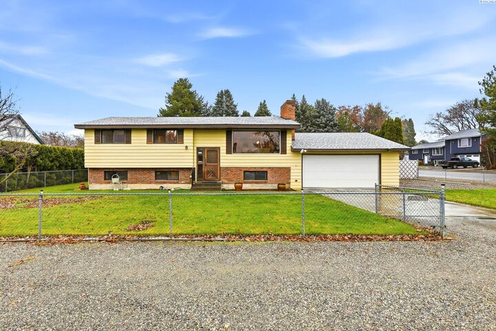Property Photo:  3405 W Ella St  WA 99301 