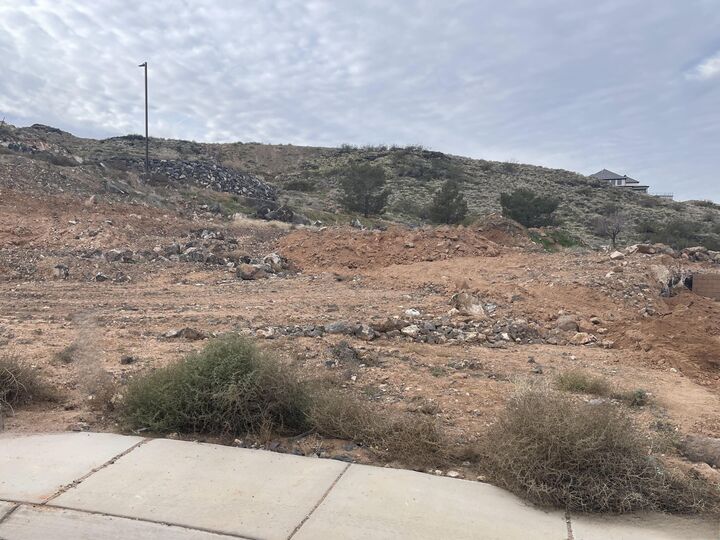 Property Photo: 427 S 2250 W 25 UT 84737