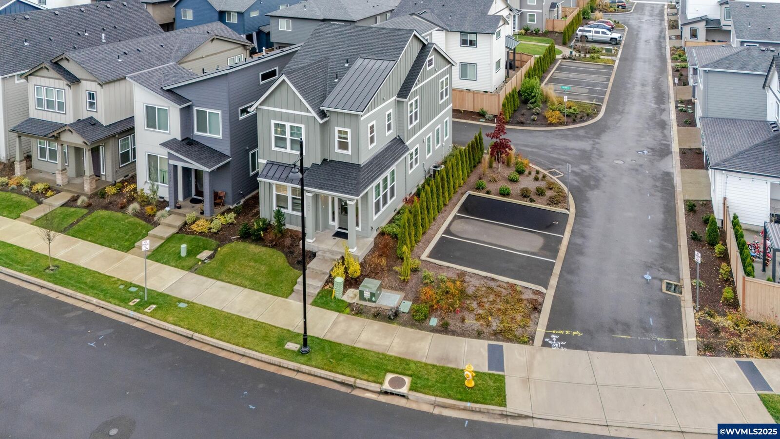 Property Photo:  3496 SE 81st Av  OR 97123 