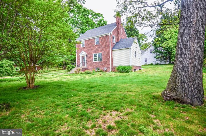 Property Photo: 7009 Adelphi Road MD 20782