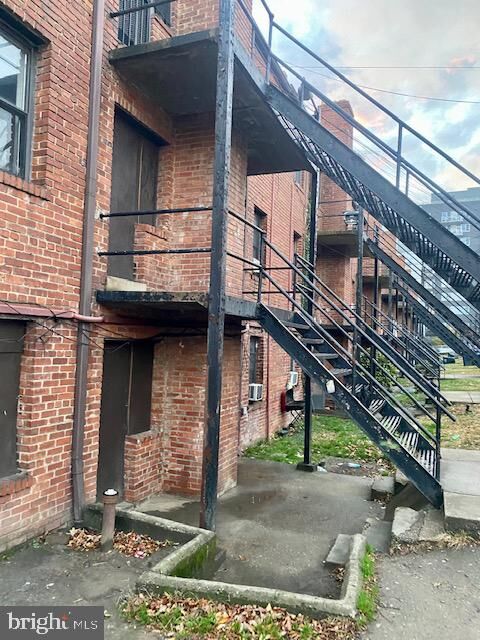 Property Photo:  1722 Benning Road NE  DC 20002 