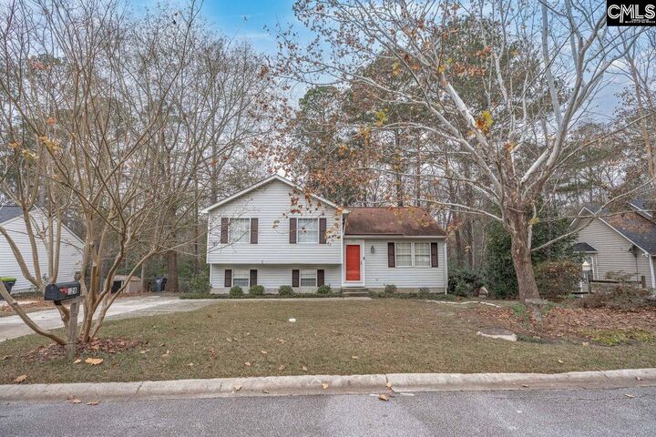 Property Photo:  526 Pin Oak  SC 29073 