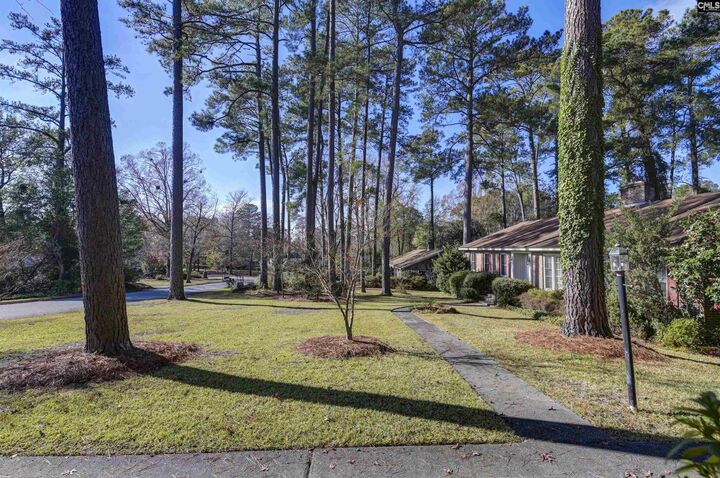 Property Photo: 227 N Stonehedge SC 29210