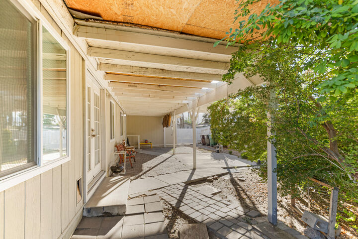 Property Photo:  47800 Madison Street 44  CA 92201 