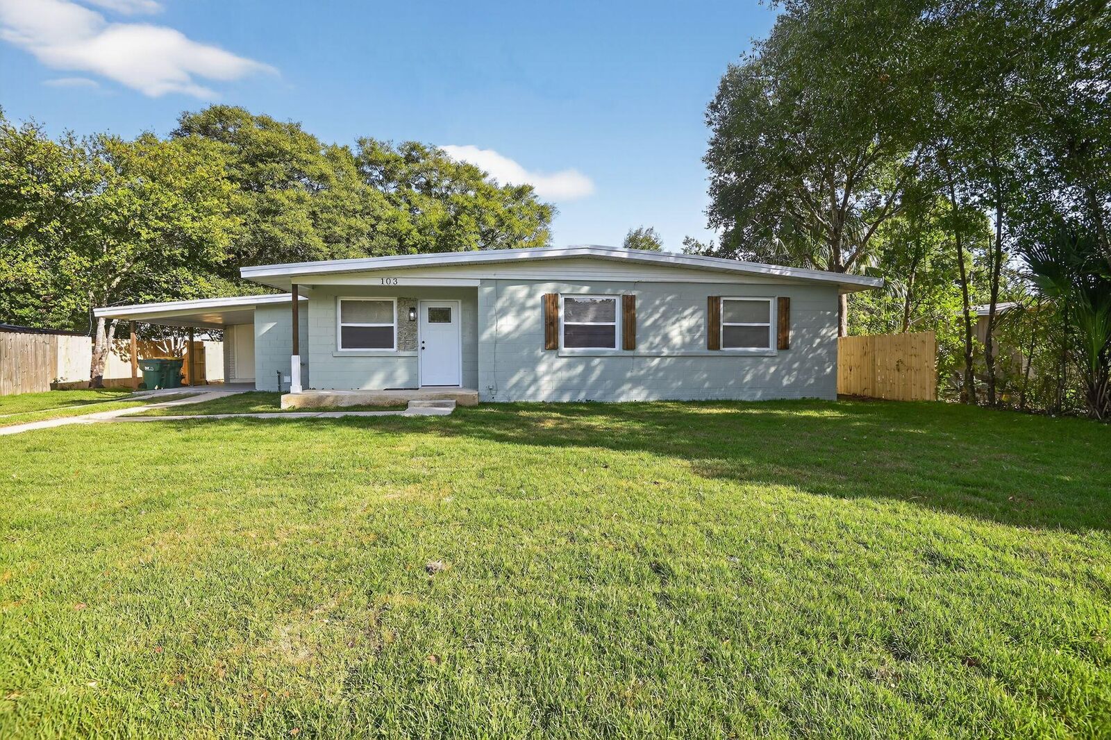 Property Photo:  103 Forest Drive  FL 32547 
