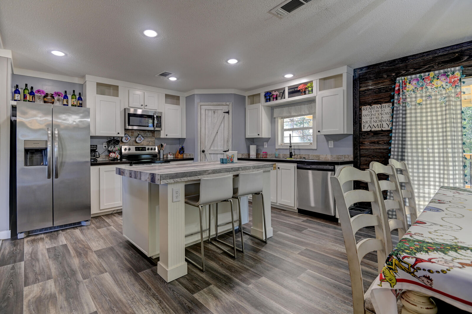 Property Photo:  5256 Mt. Olive Road  FL 32539 