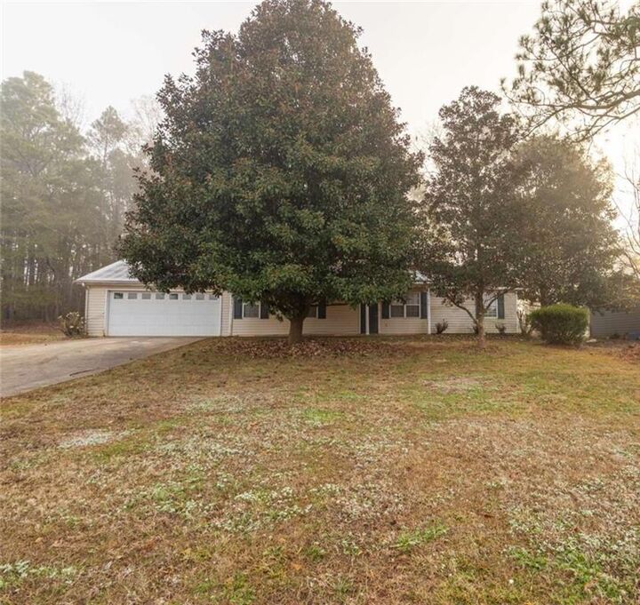 Property Photo: 585 Cowan Road GA 30016