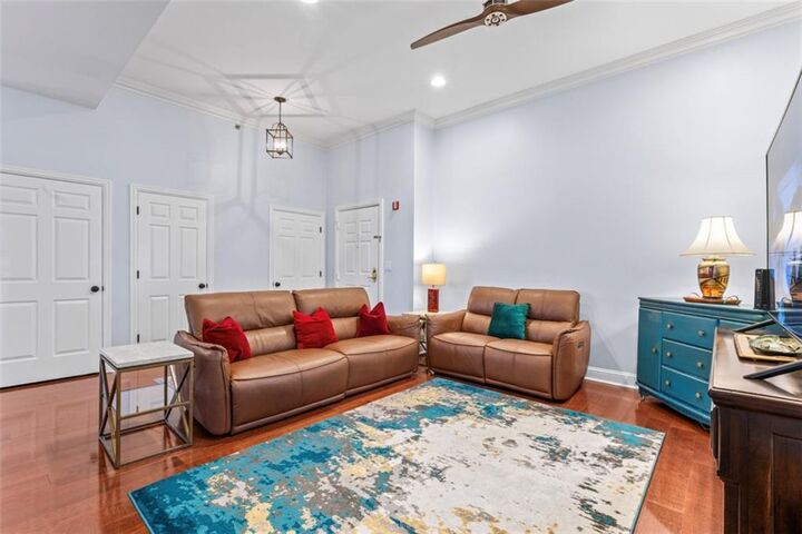 Property Photo:  1735 Peachtree Street NE 408  GA 30309 