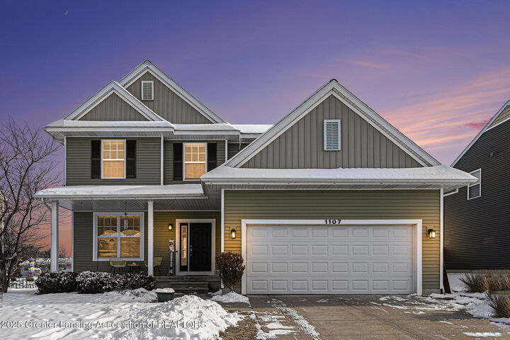 Property Photo: 1107 Oakwood Drive MI 48820