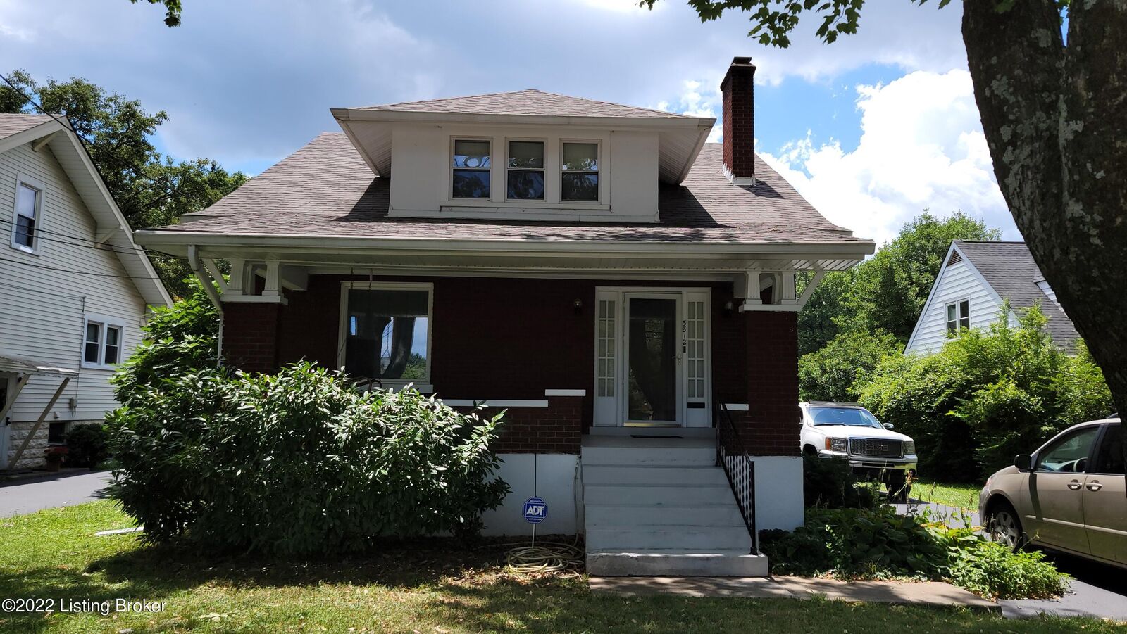 Property Photo:  3812 Taylorsville Rd  KY 40220 