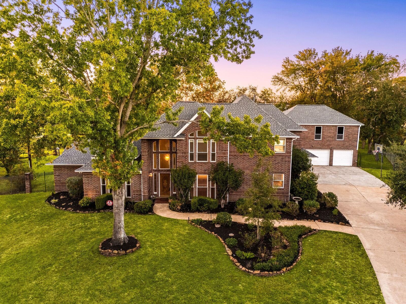 Property Photo: 6448 Magnolia Street TX 77493