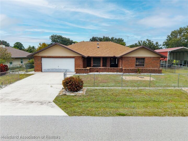 Property Photo:  113 Dreamtime Avenue  FL 33852 