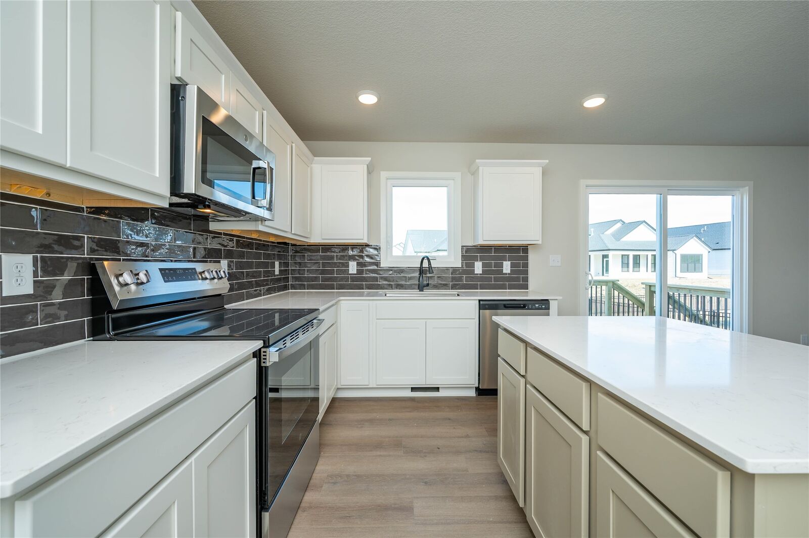 Property Photo:  18257 Alpine Drive  IA 50325 