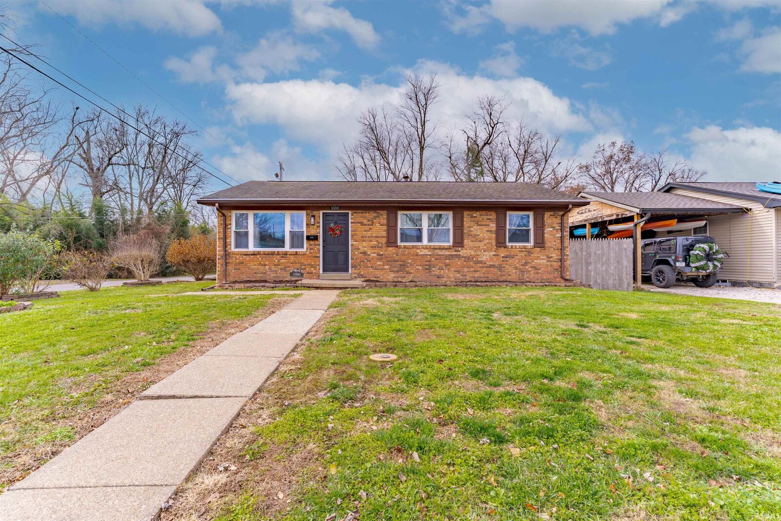 Property Photo: 1000 N Fairlawn W Circle IN 47711