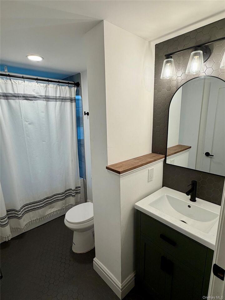 Property Photo: 54 S Kensico Avenue Bsmt NY 10601