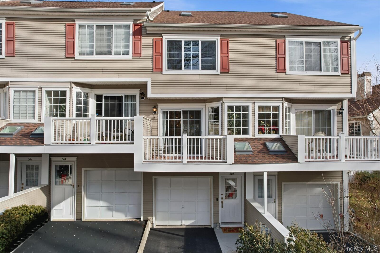 Property Photo: 302 Park Ridge Lane NY 10603