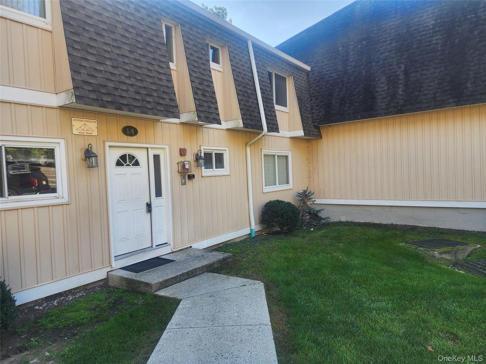 Property Photo: 18 Pavilion Ridge Way 1 NY 10901