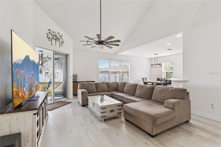 Property Photo:  609 Rhodes Drive  FL 32720 