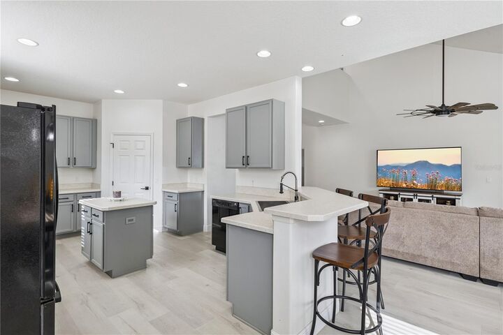 Property Photo:  609 Rhodes Drive  FL 32720 