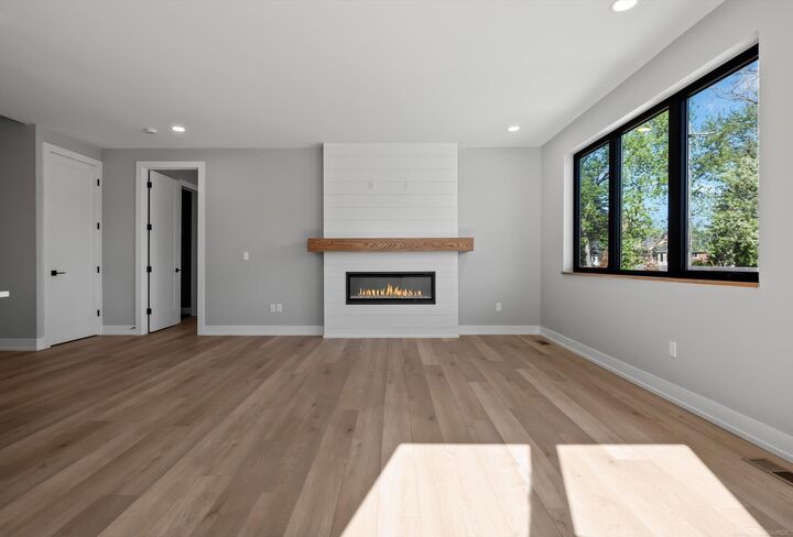Property Photo:  5829 Heights Drive Unit 3 / Building 1  MI 48314 