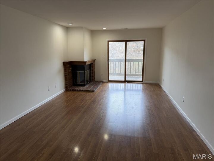Property Photo: 2205 Sequoia Park Court C MO 63043