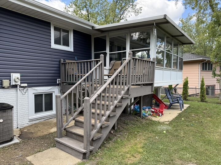 Property Photo: 525 Slingerland Drive IL 60193