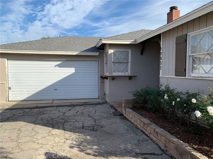 Property Photo: 19832 Schoolcraft CA 91306