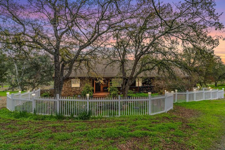 Property Photo:  149 S Park Drive  CA 95225 