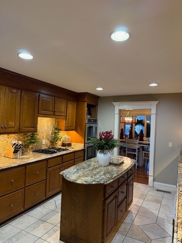 Property Photo:  928 Country Club Dr  TN 37355 