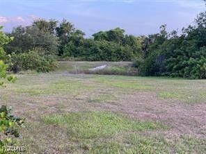 Property Photo:  235 Santos Drive  FL 33983 