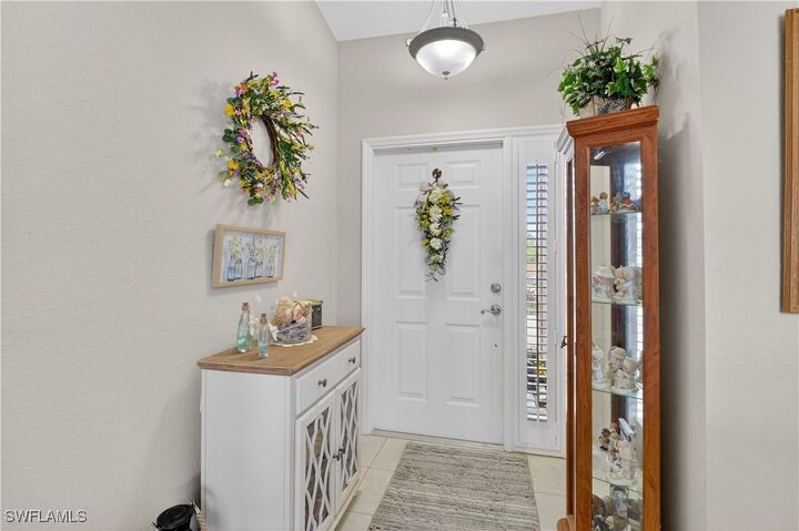 Property Photo:  1815 NE 2nd Place  FL 33909 