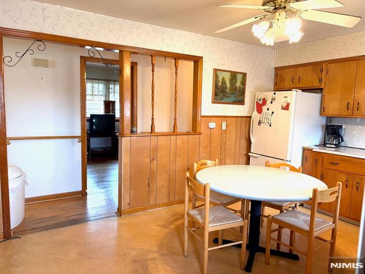 Property Photo:  401 Stuyvesant Avenue  NJ 07071 