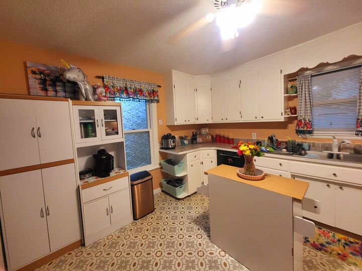 Property Photo: 302 2nd Avenue SE MN 56529