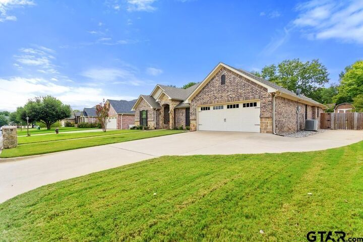 Property Photo:  19551 Sandhill Lane  TX 75762 